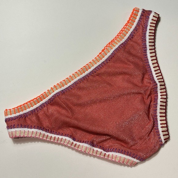 PilyQ PQ Teaberry Crochet Trim Scoop Swim Bikini Bottom Size S NWT - Picture 8 of 9